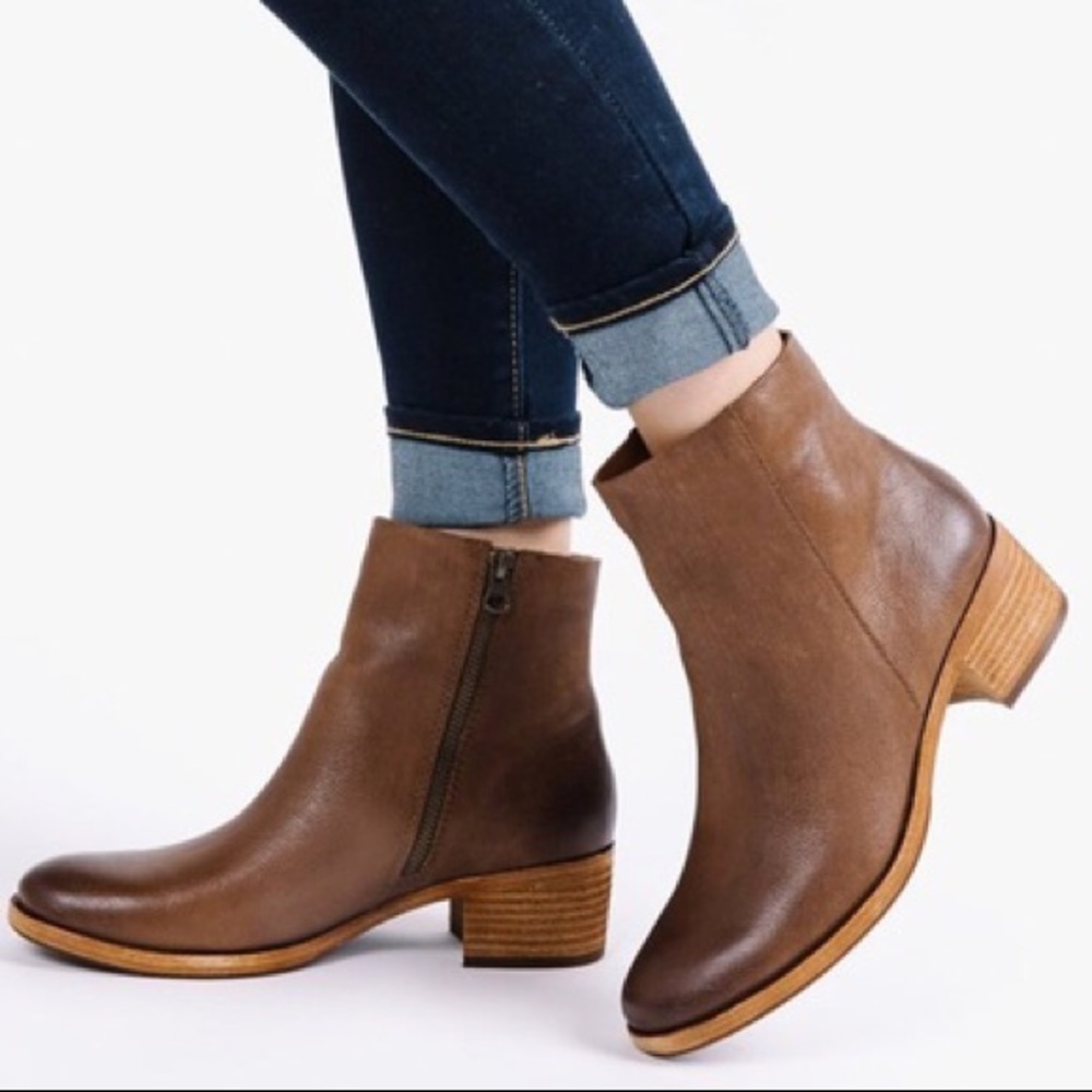 NWT Kork-Ease Mayten Boot